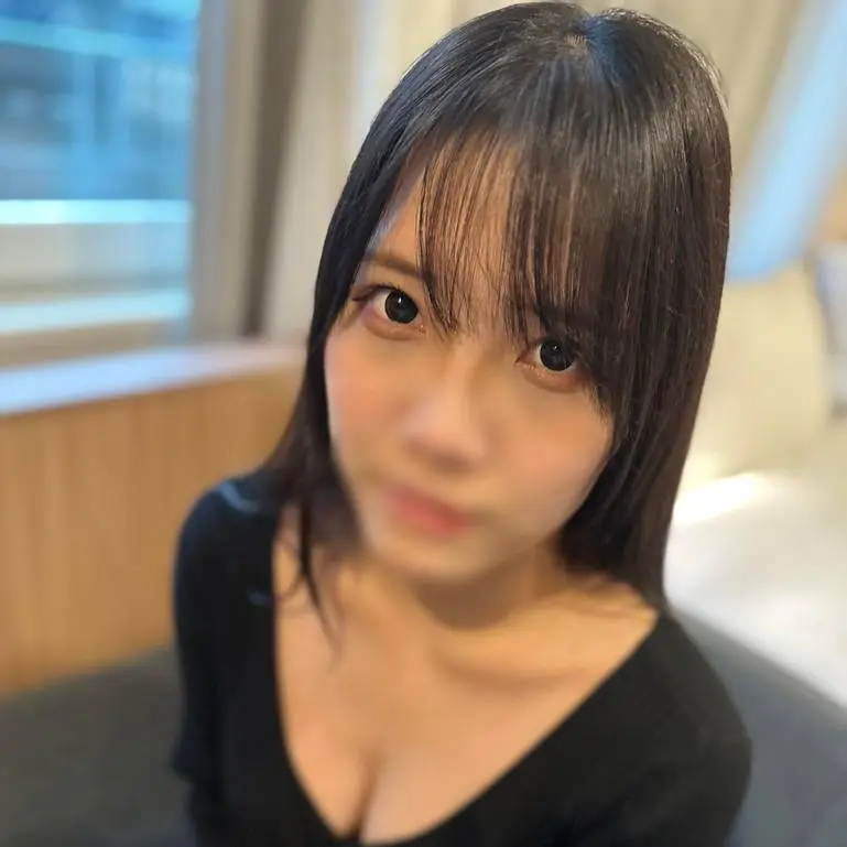 稼ぐ青学に通うお嬢様のかなみちゃん20。自らハメ撮り希望で荒稼ぎ！臭いザーメンはもう慣れました。【無】
(HD1080P) (fc4470434)