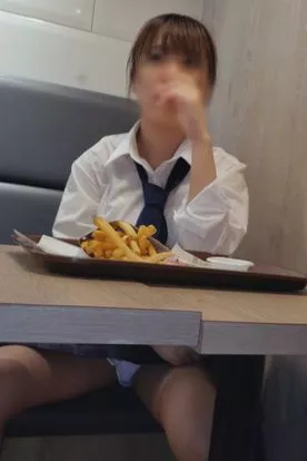 FC2 PPV 3704567 2年ミニマム美巨乳未処理まんこに中出し