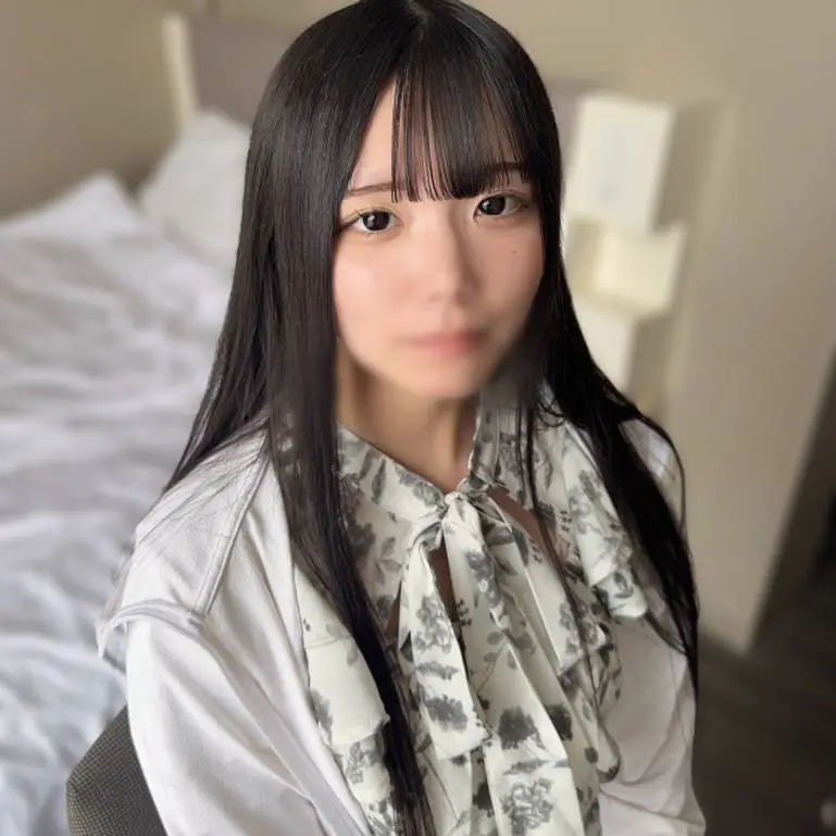 FC2 PPV 4762055 無修正 美女と生ハメ2回戦 アナルと足舐め変態プレイ