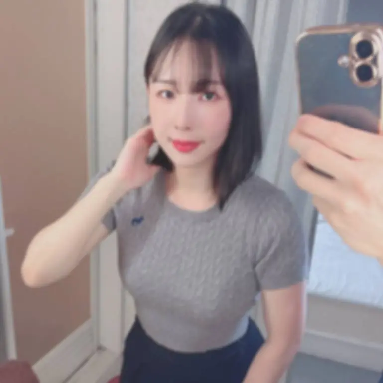 FC2 PPV 4778943 クォーター美女の色白美巨乳に中出し