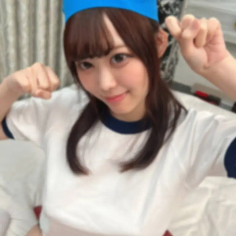 FC2 PPV 4784934 元グラドル色白美巨乳の体操服コス中出し実録