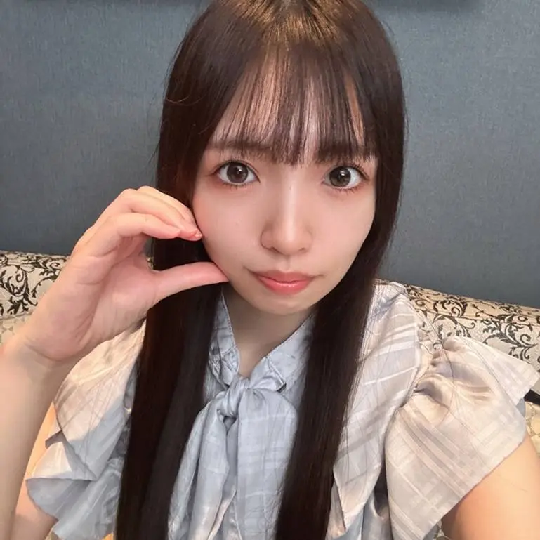 FC2 PPV 4785483 黒髪清楚なアイドル顔大学生きょうこちゃん中出し