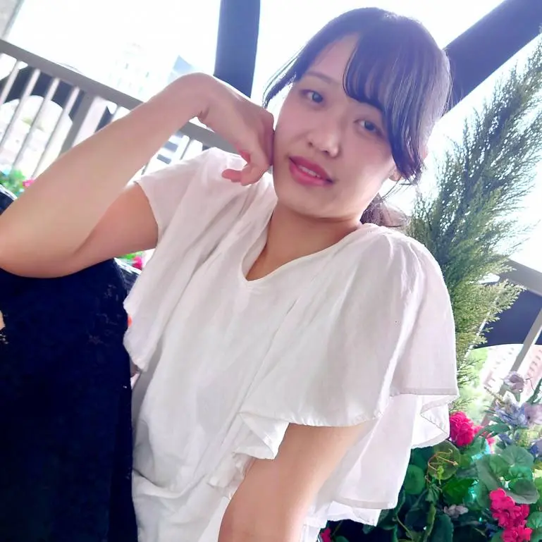 FC2 PPV 4788732 セクシー衣装の色白長身スレンダー美ボディに精液を搾り取られる