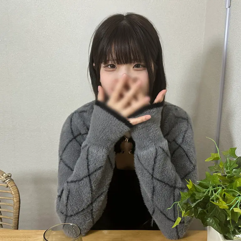 FC2 PPV 4813043 初撮JD 色白美巨乳 無修正ハメ撮り半外半中