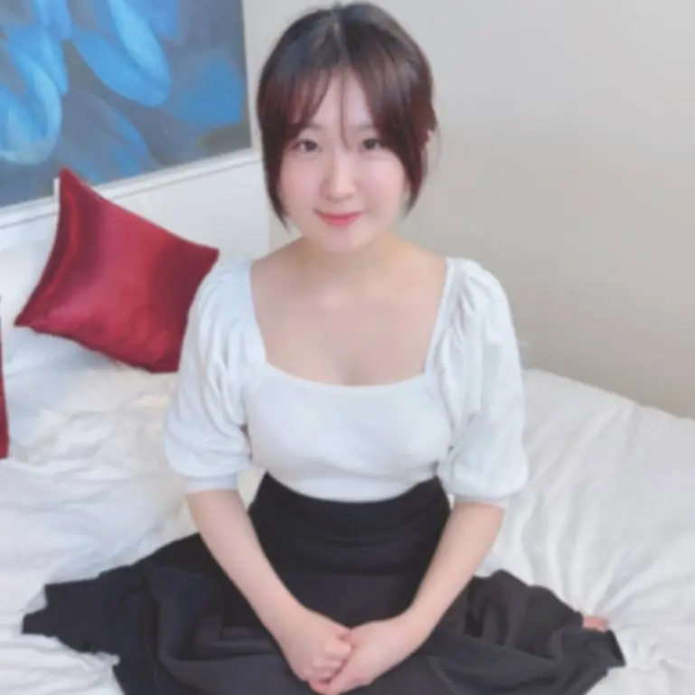 FC2 PPV 4828156 色白19歳JD 初撮り 中出し 口内発射