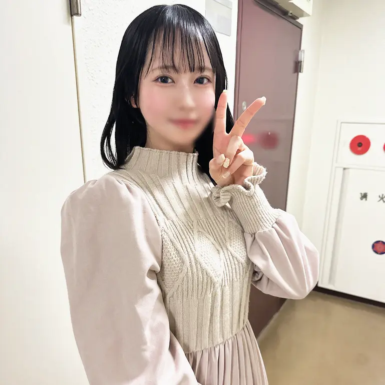 FC2 PPV 4847465 処女の大型新人 オサなフェイスの無加工美女 衝撃デビュー