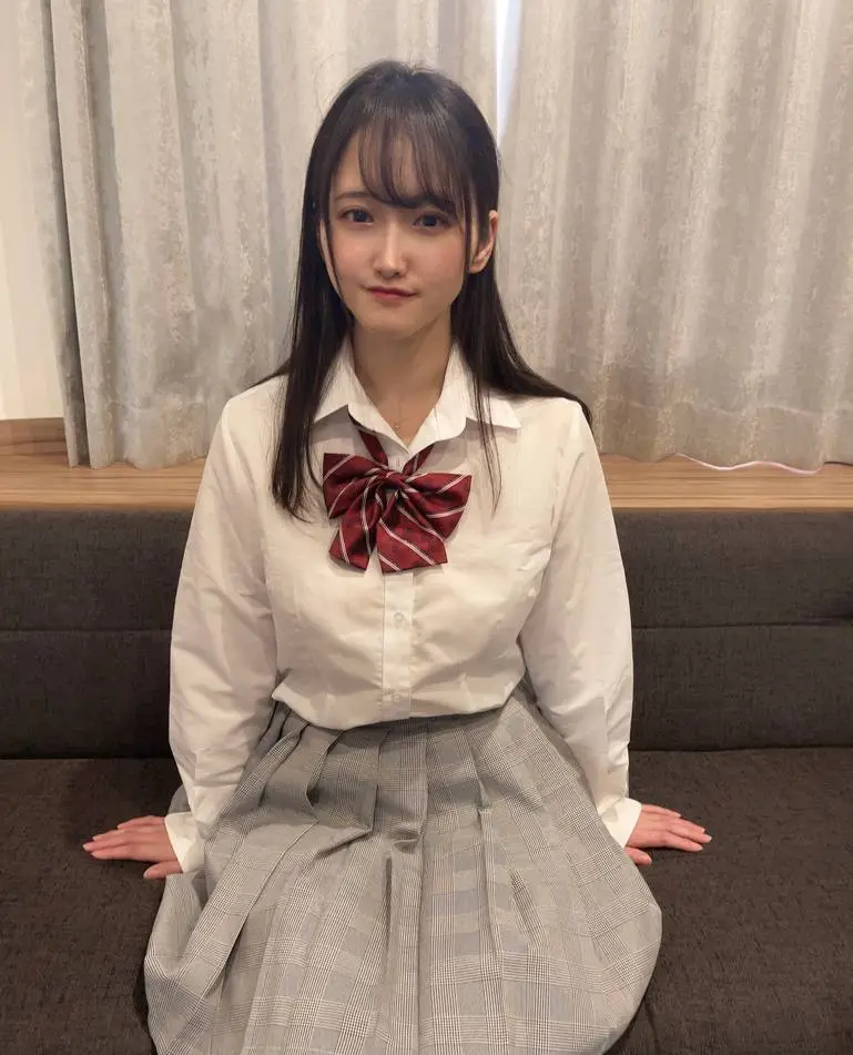 FC2 PPV 4857177 18歳爆乳美女めいちゃん中出しイラマチオ調教