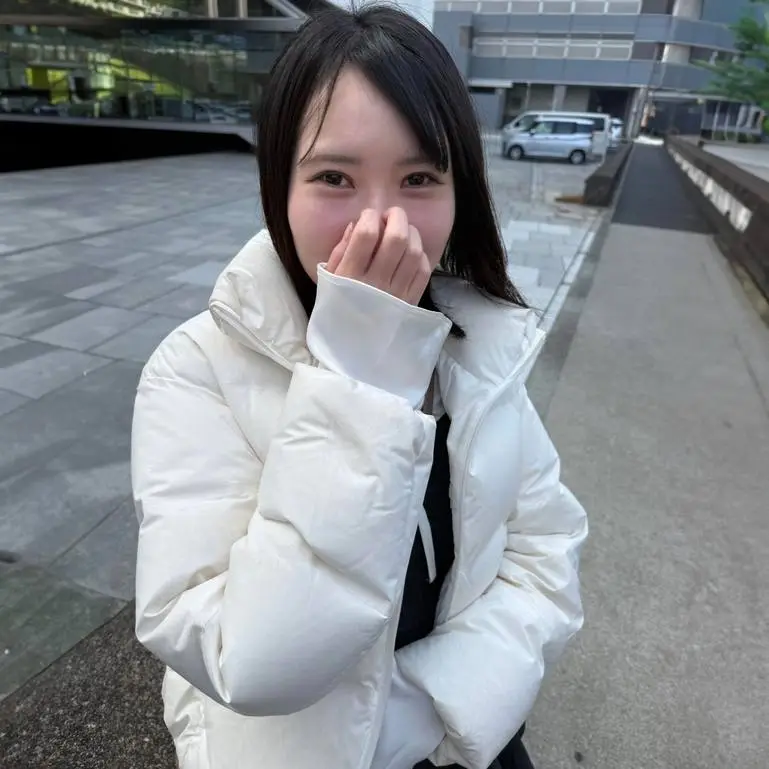 FC2 PPV 4874783 新婚3年目20代美人妻が他人チンポと不倫中出しSEX