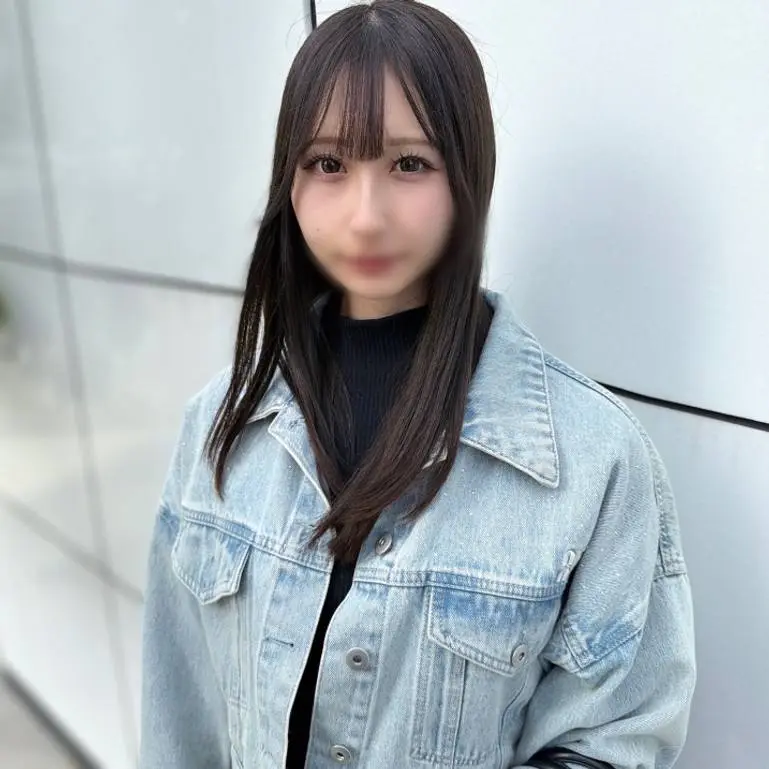 FC2 PPV 4900997 低身長デカ尻美女と再会 無修正中出し