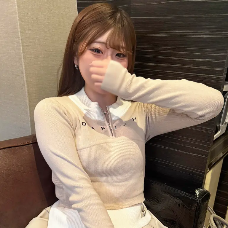 FC2 PPV 4938540 教育系大学生 きゃばバイトだけでは足りず好奇心で応募 中出し
